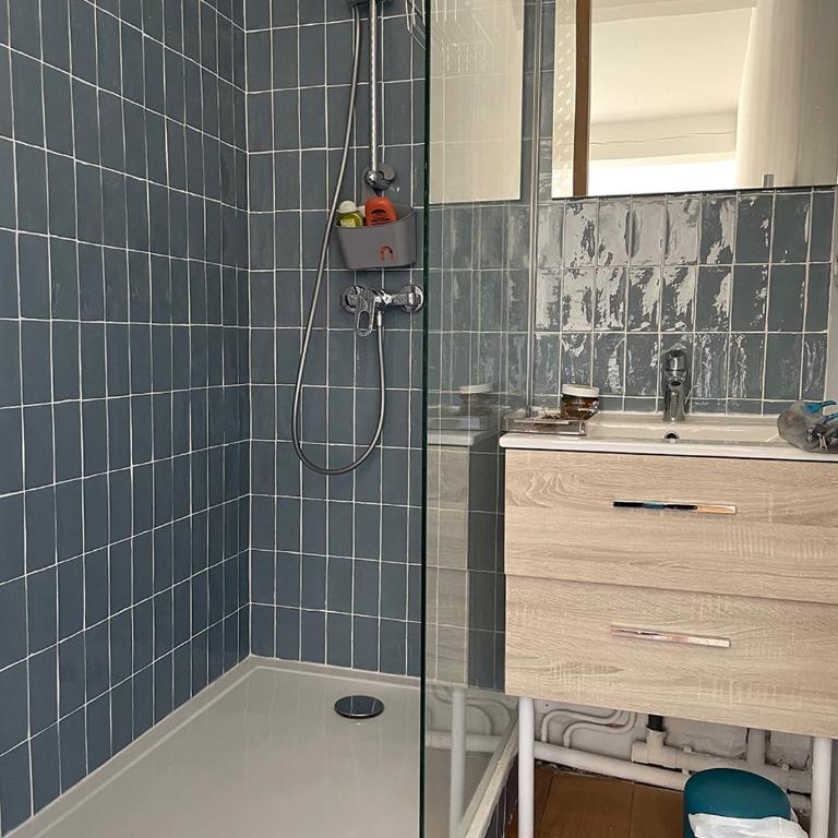 Elegant Marseille Prado Loft Walk to velodrome metro and Tram - Apartamento de 2 dormitorios - 20