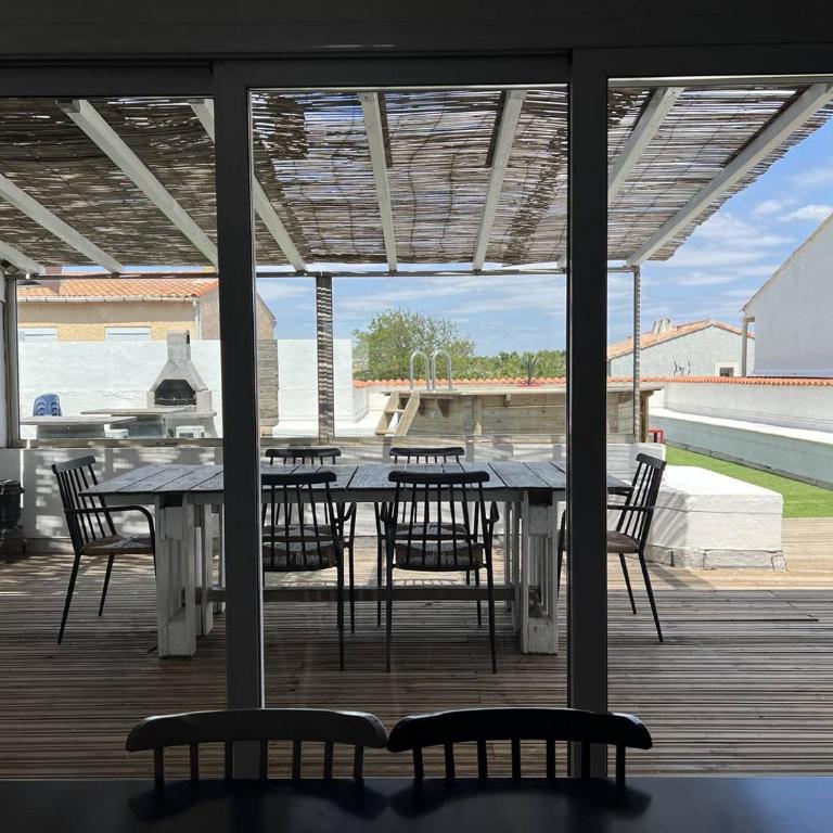 Grand appartement avec terrasse et piscine privée - Apartment with Terrace - 12