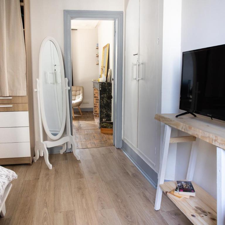 Le Petit Nicolas - Centre historique de Blois - NETFLIX, JEUX, RETROJECTEUR - Appartement 1 Chambre - 4