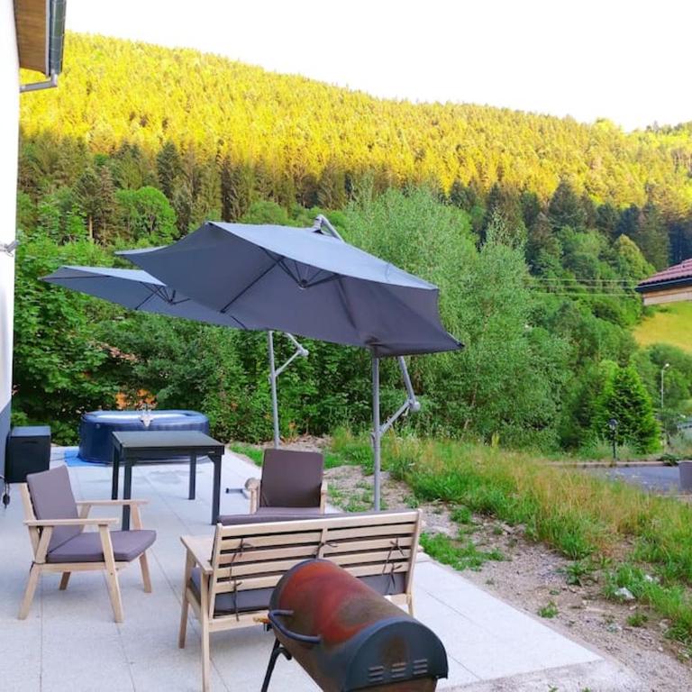 Maison cossue, moderne et calme à La Bresse 5 chbr - Five-Bedroom House - 32