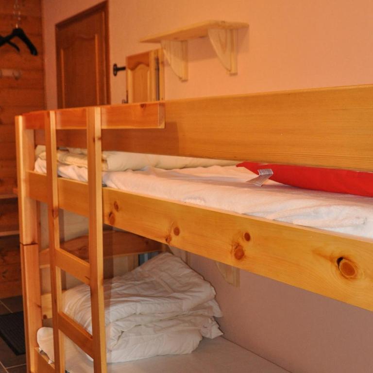 Appartement charmant près des pistes avec balcon et parking - FR-1-693-75 - Appartement - 11