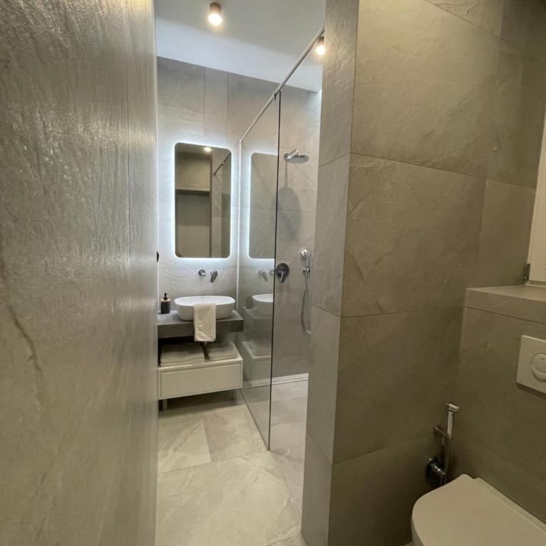 Central Apartments Sarajevo - Superior Apartman - 6