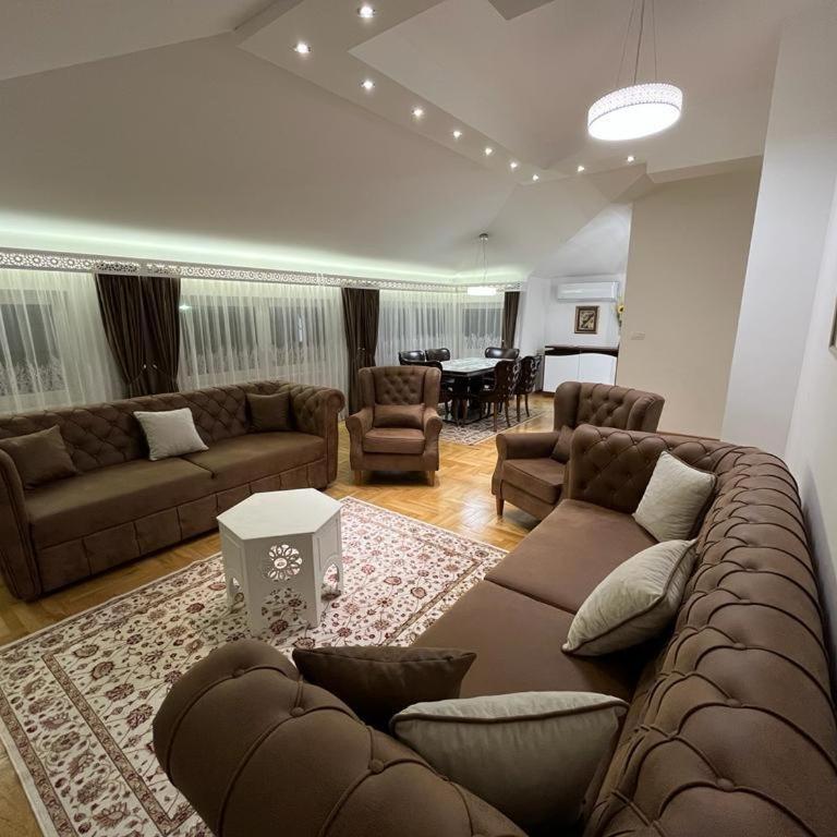 Silver Gate Apartment Sarajevo - Apartman sa 3 Spavaće Sobe - 1