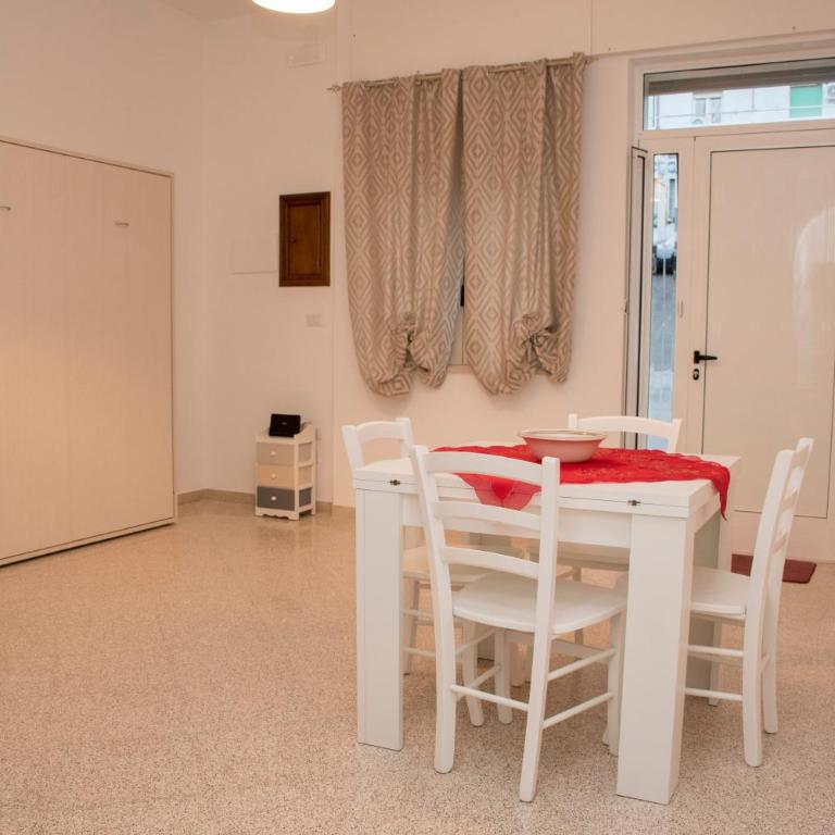 Locorotondo Home Holidays - Appartamento con 1 Camera da Letto - 9
