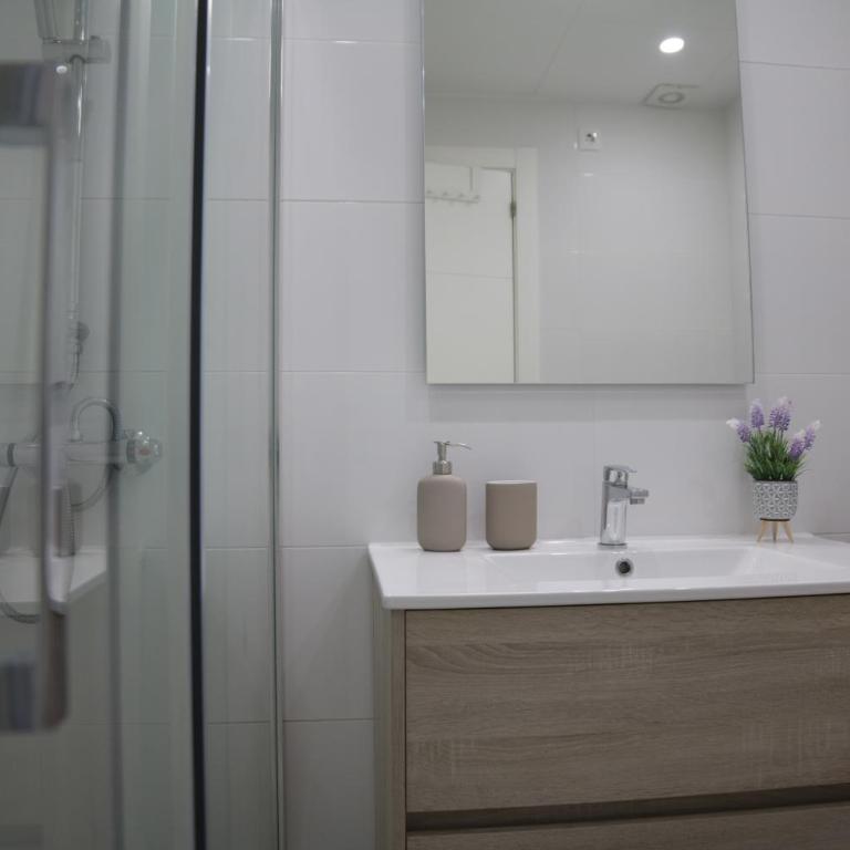 Modern Apartament al costat del Parc de la Devesa - Apartamento de 2 dormitorios - 19