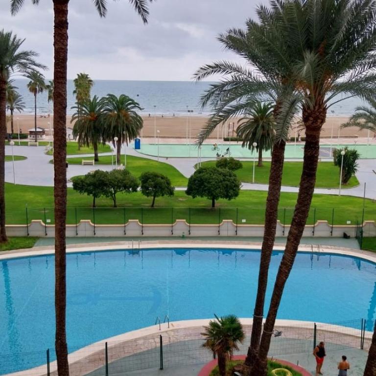 Florazar I frente a la playa - Two-Bedroom Apartment - 10
