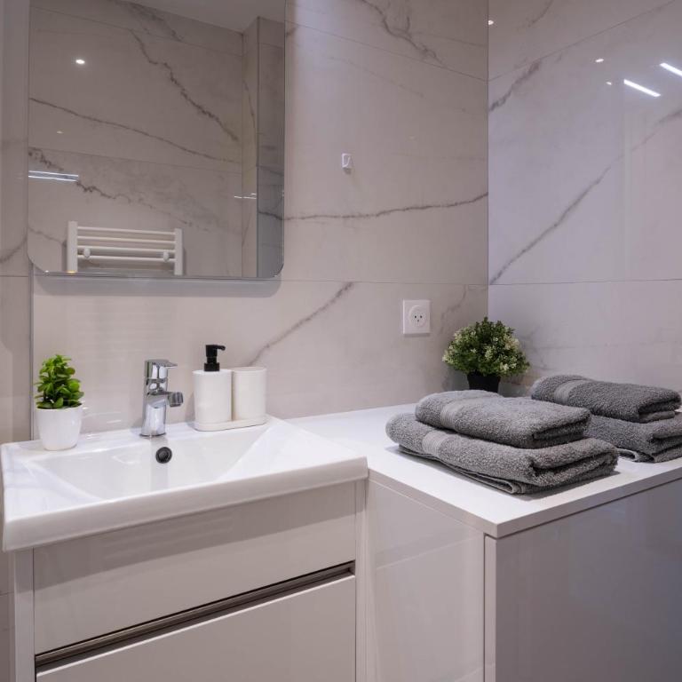 Studio calme et climatisé au cœur de Cannes - Appartement 1 Chambre - 28