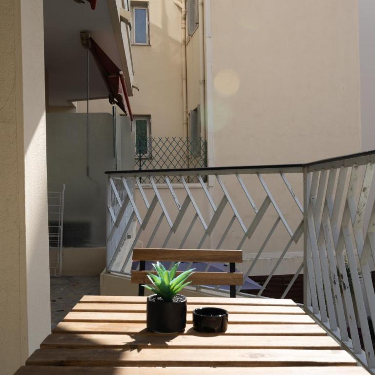 Studio calme et climatisé au cœur de Cannes - Appartement 1 Chambre - 32