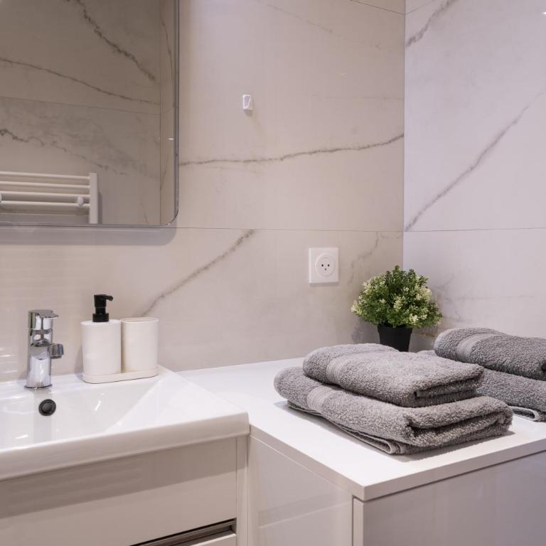 Studio calme et climatisé au cœur de Cannes - Appartement 1 Chambre - 26