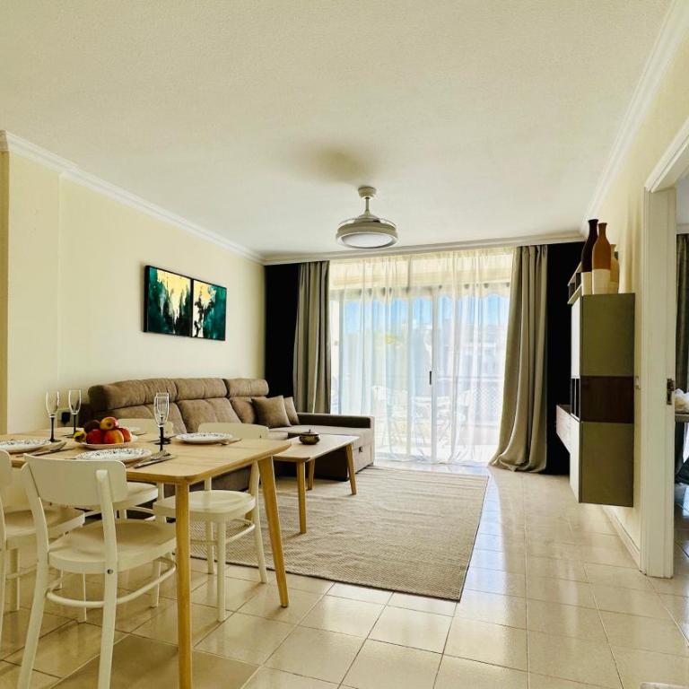 Sunset apart, large terrace, pool, Best location! - One-Bedroom Apartment - 7