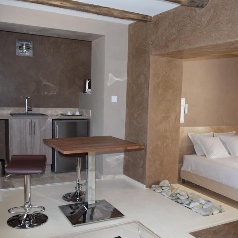 Hôtel et SPA des sources du gros noyer - Deluxe Doppel-/Zweibettzimmer mit Gartenblick - 3