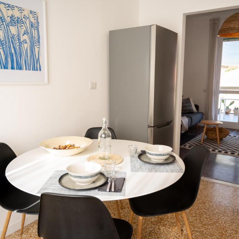 [Penthouse with Terrace] • Sea 5Min • Trains 4Min - Apartamento de 2 dormitorios - 8