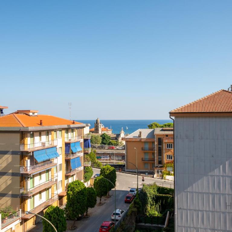 [Penthouse with Terrace] • Sea 5Min • Trains 4Min - Apartamento de 2 dormitorios - 18