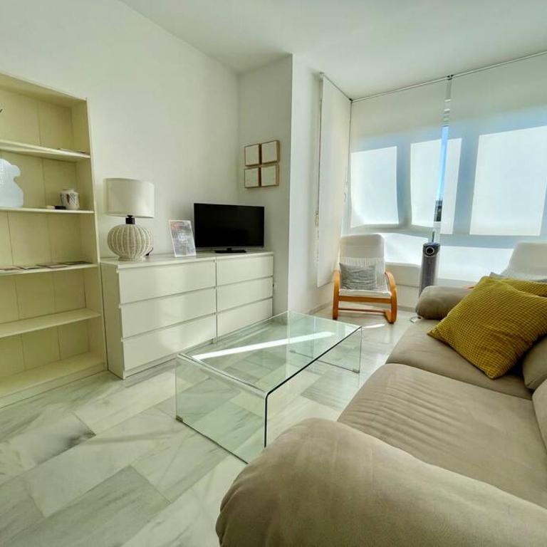 Geysotur La Victoria - Three-Bedroom Apartment - 11
