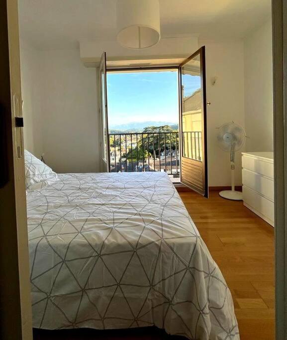 Pau centre vue sur les Pyrénées pour 2 nuits au minimum - Appartement 2 Chambres - 20