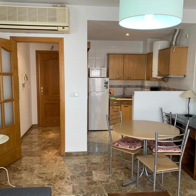 Apartamento con encanto y parking privado y gratuito - One-Bedroom Apartment - 2