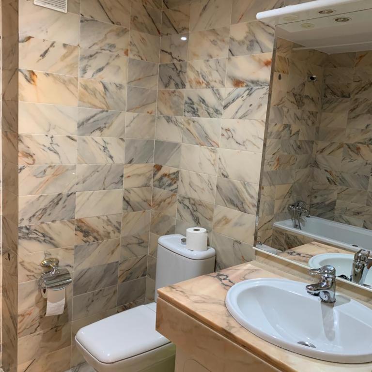 Apartamento con encanto y parking privado y gratuito - One-Bedroom Apartment - 7