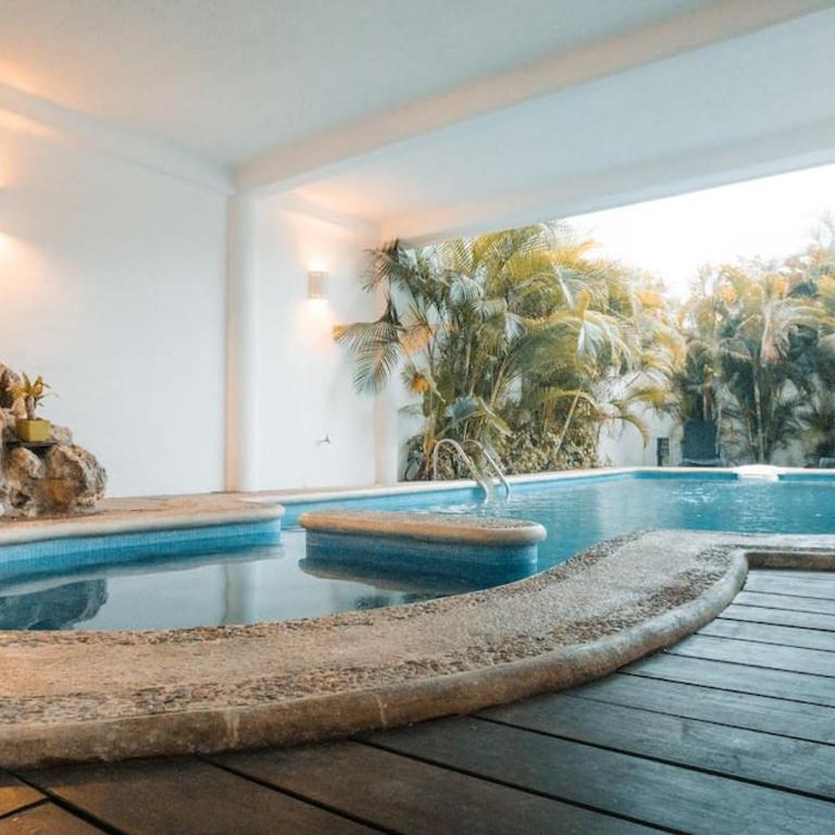 Hermosa Casa a 5 Minutos de la playa caminando! - Five-Bedroom House - 2