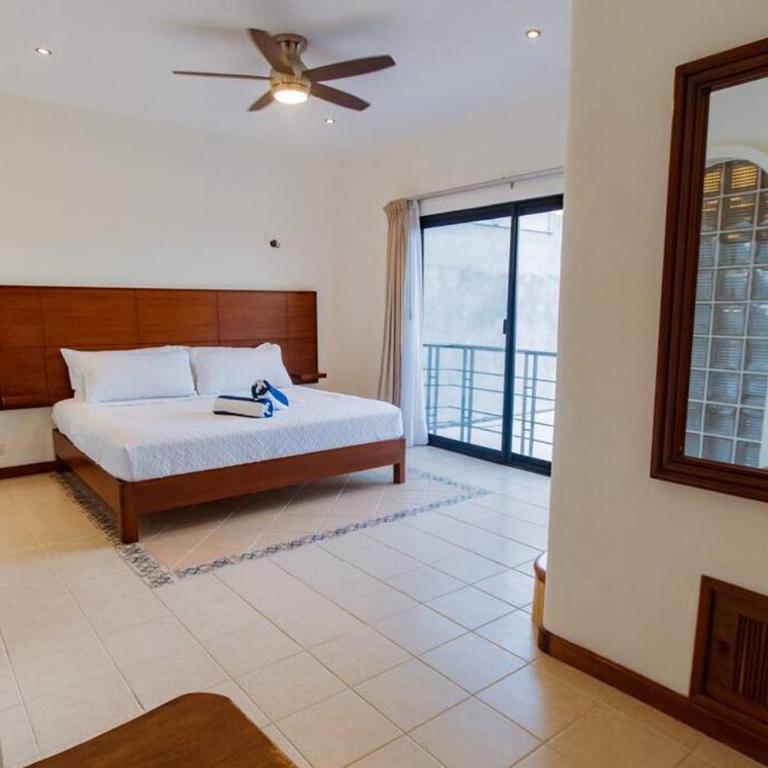Hermosa Casa a 5 Minutos de la playa caminando! - Five-Bedroom House - 14