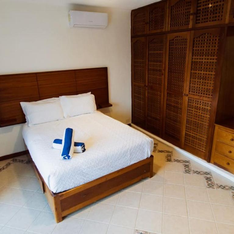 Hermosa Casa a 5 Minutos de la playa caminando! - Five-Bedroom House - 19