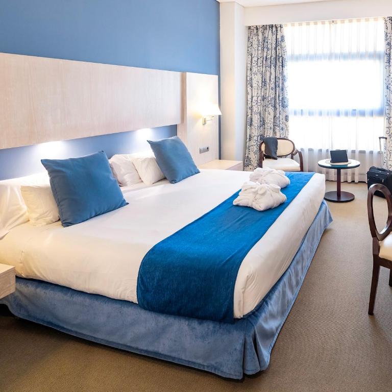 Hotel Nuevo Boston - Deluxe Double Room - 5