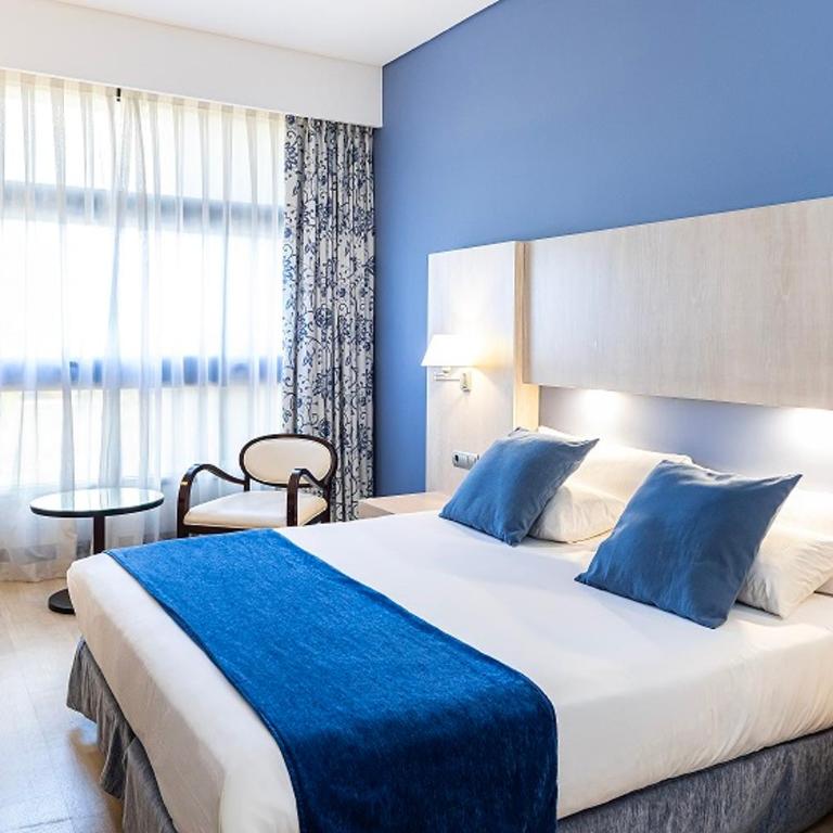 Hotel Nuevo Boston - Double or Twin Room with Parking - 4