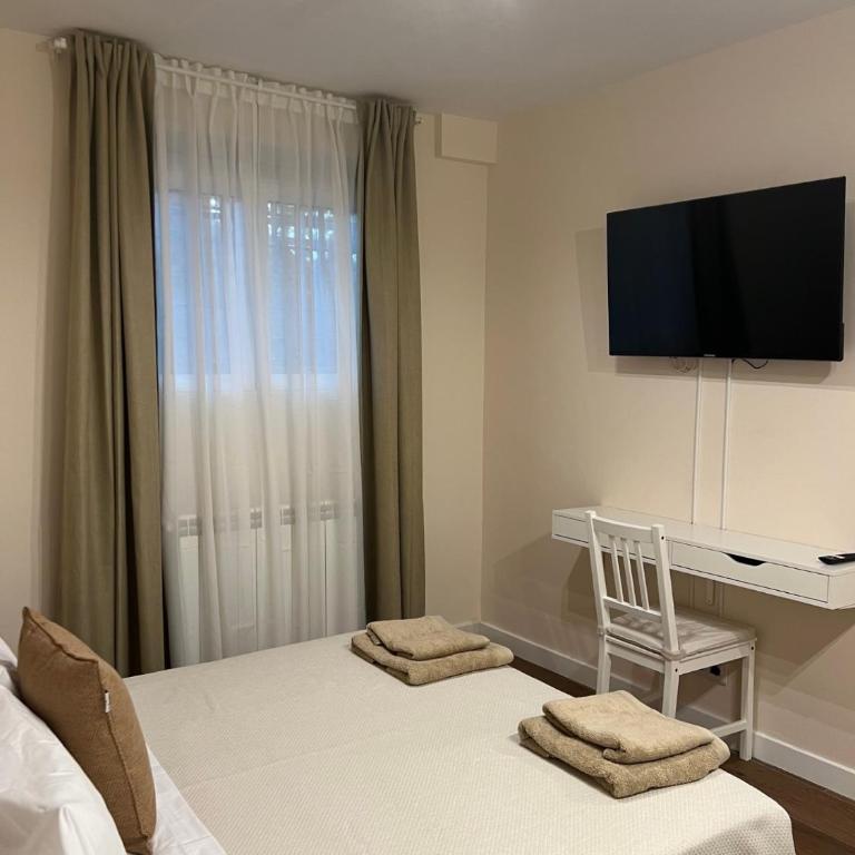 The Garden Madrid - Three-Bedroom Apartment - 14