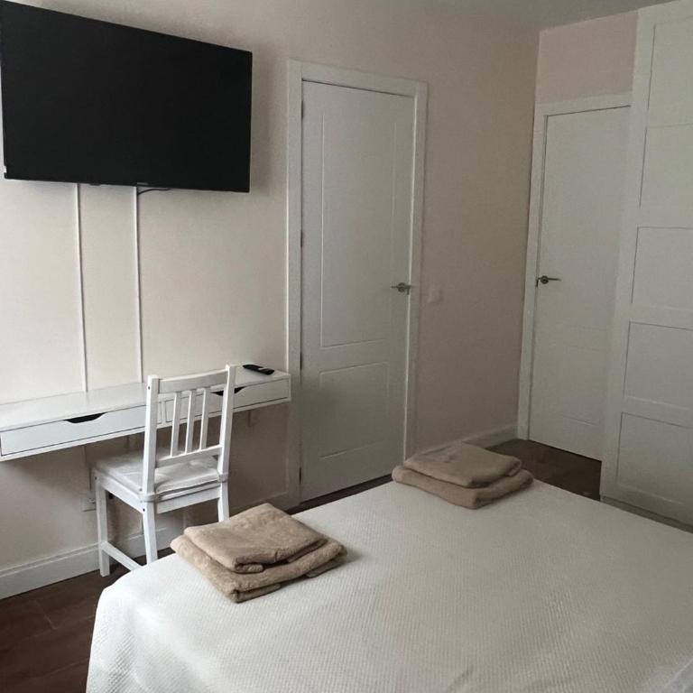 The Garden Madrid - Three-Bedroom Apartment - 16