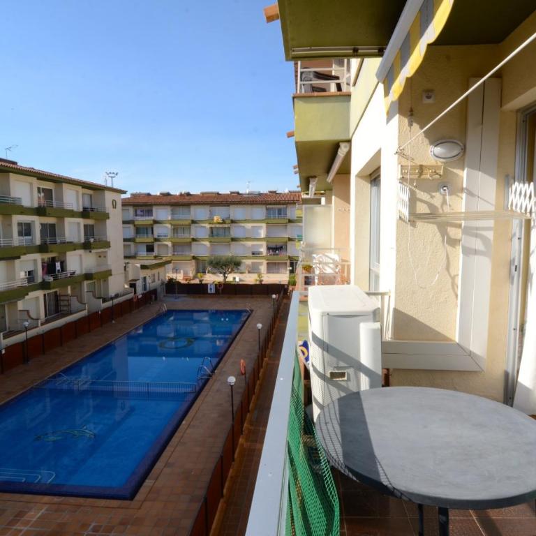 OMEGA 12 2-A - Two-Bedroom Apartment - 5