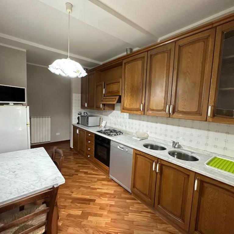 Nicola Apartment - Two-Bedroom Apartment - 9