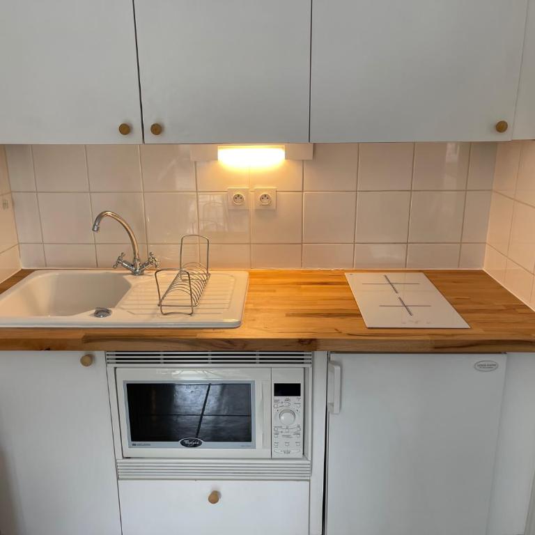2 pièces avec parking en Coeur de Ville - Appartement lumineux et calme - Appartement 1 Chambre - 9