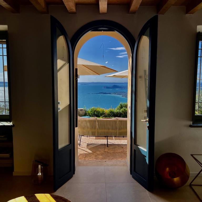 Neu- Villa Ventinove zauberhaft renovierte Landhausvilla mit traumhaftem 180-Seeblick und Park - Villa - 18