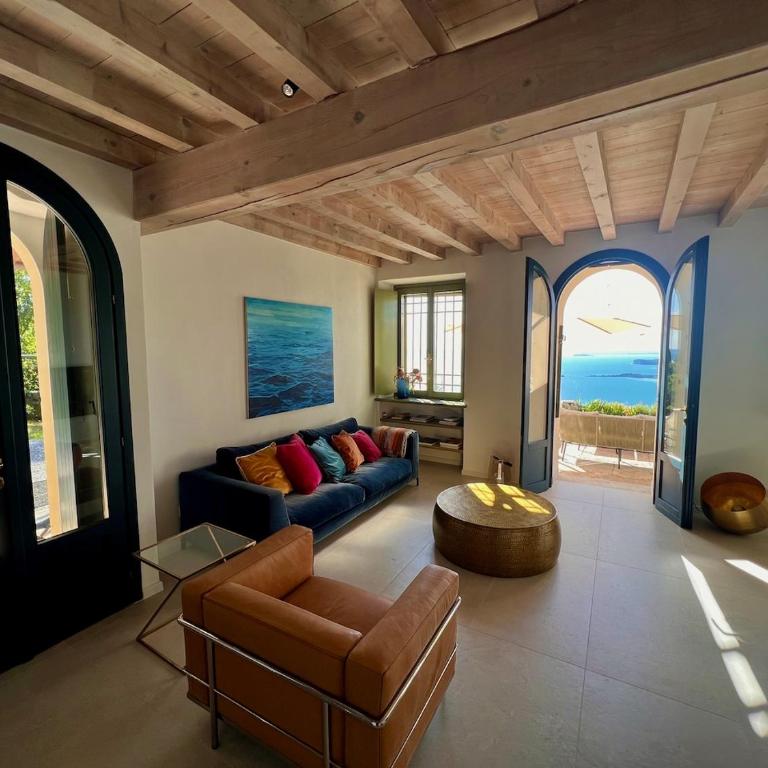 Neu- Villa Ventinove zauberhaft renovierte Landhausvilla mit traumhaftem 180-Seeblick und Park - Villa - 19
