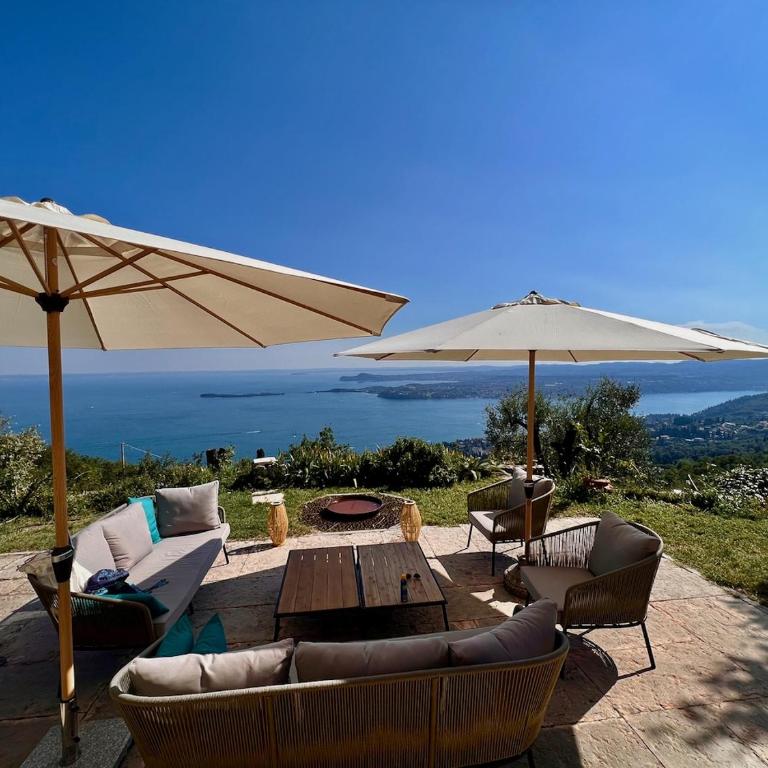 Neu- Villa Ventinove zauberhaft renovierte Landhausvilla mit traumhaftem 180-Seeblick und Park - Villa - 10