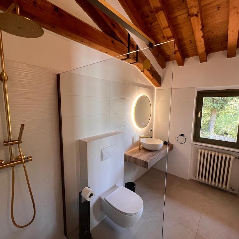Neu- Villa Ventinove zauberhaft renovierte Landhausvilla mit traumhaftem 180-Seeblick und Park - Villa - 38