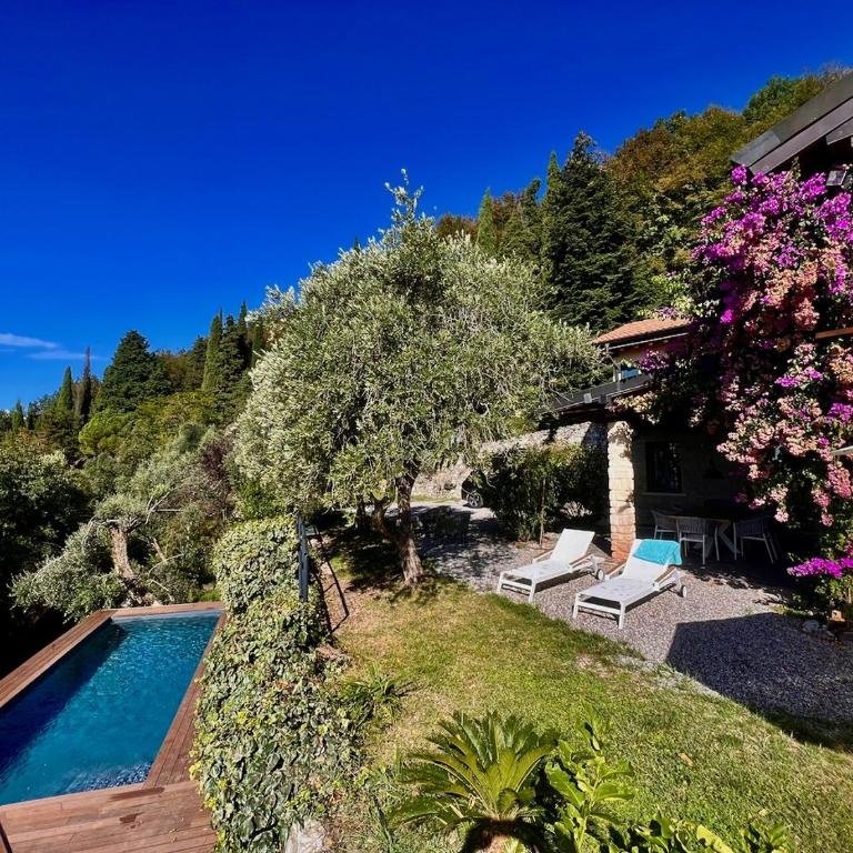 Neu- Villa Ventinove zauberhaft renovierte Landhausvilla mit traumhaftem 180-Seeblick und Park - Villa - 11