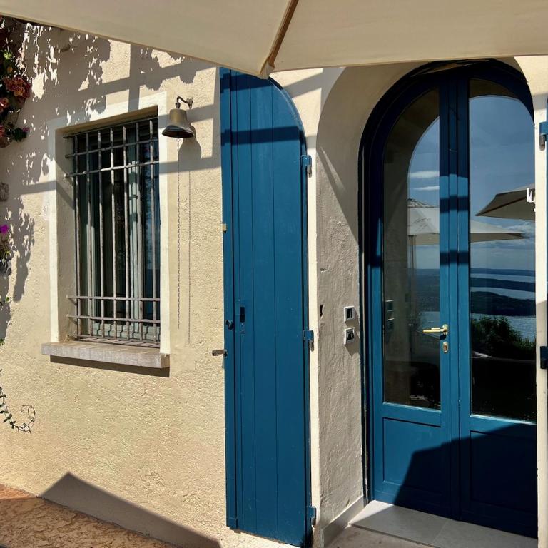 Neu- Villa Ventinove zauberhaft renovierte Landhausvilla mit traumhaftem 180-Seeblick und Park - Villa - 17