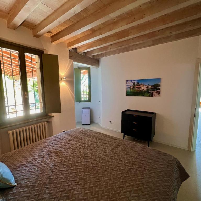 Neu- Villa Ventinove zauberhaft renovierte Landhausvilla mit traumhaftem 180-Seeblick und Park - Villa - 45