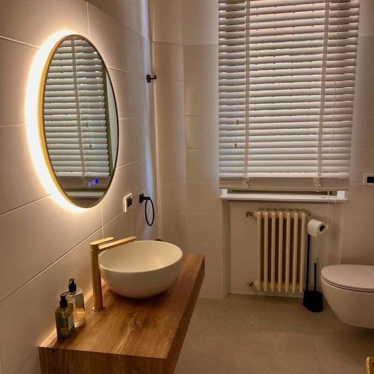 Neu- Villa Ventinove zauberhaft renovierte Landhausvilla mit traumhaftem 180-Seeblick und Park - Villa - 46