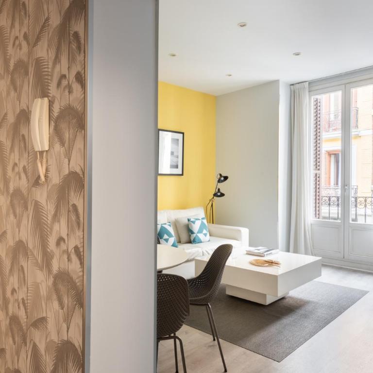 Carretas Apartments - Two-Bedroom Apartment (6 Adults) - 20