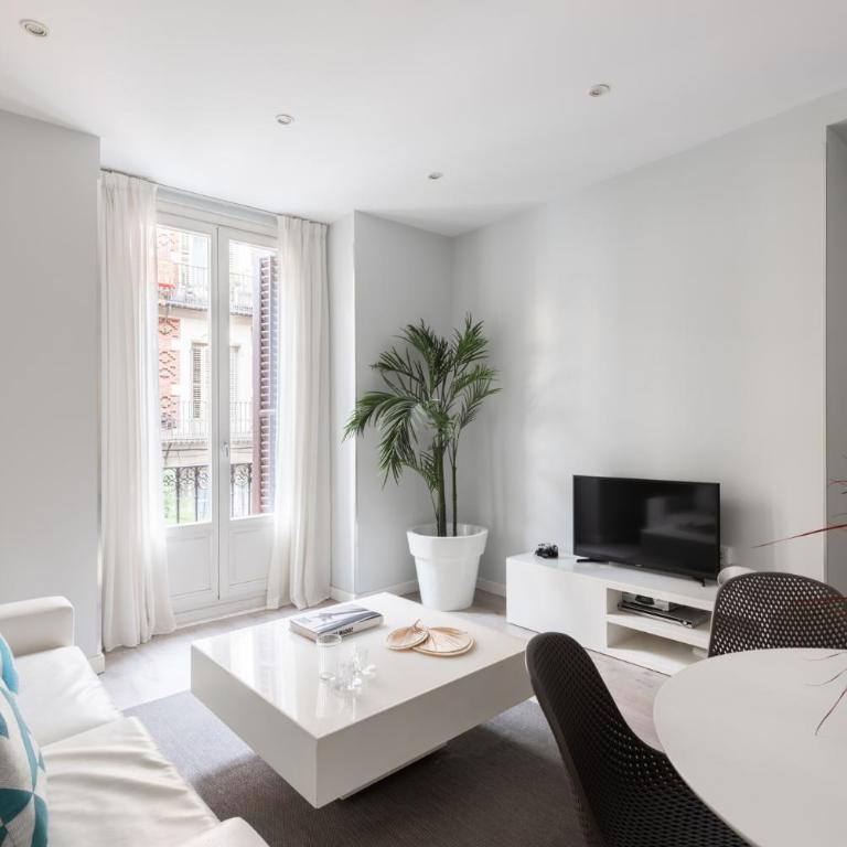 Carretas Apartments - Two-Bedroom Apartment (6 Adults) - 16