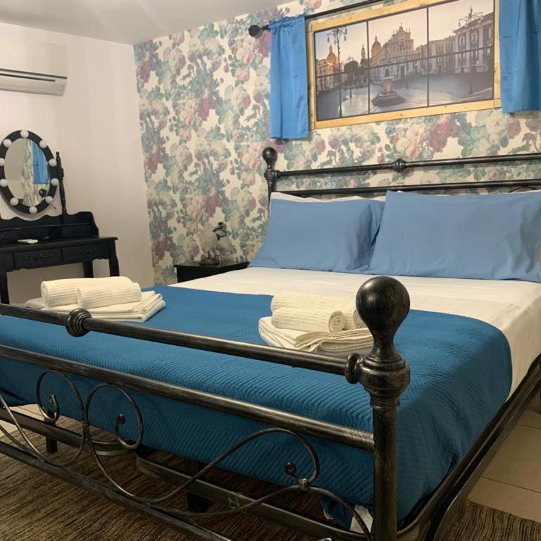Gina House - Two-Bedroom Apartment - 8