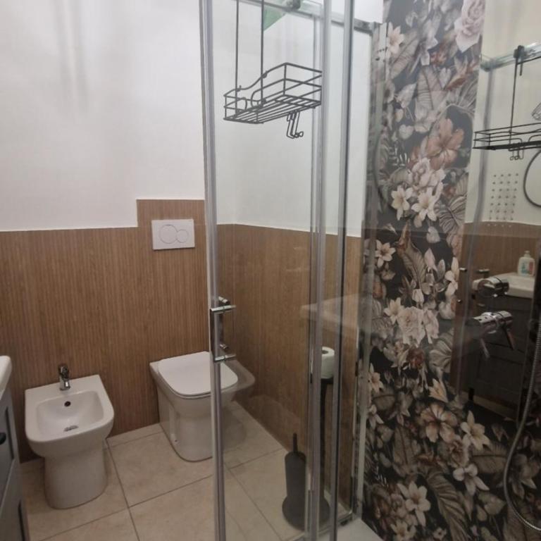 Gina House - Two-Bedroom Apartment - 22