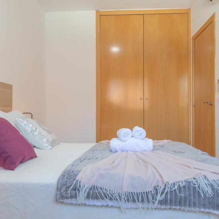 Luminoso Madrid Javalambre Temporal - Two-Bedroom Apartment - 24