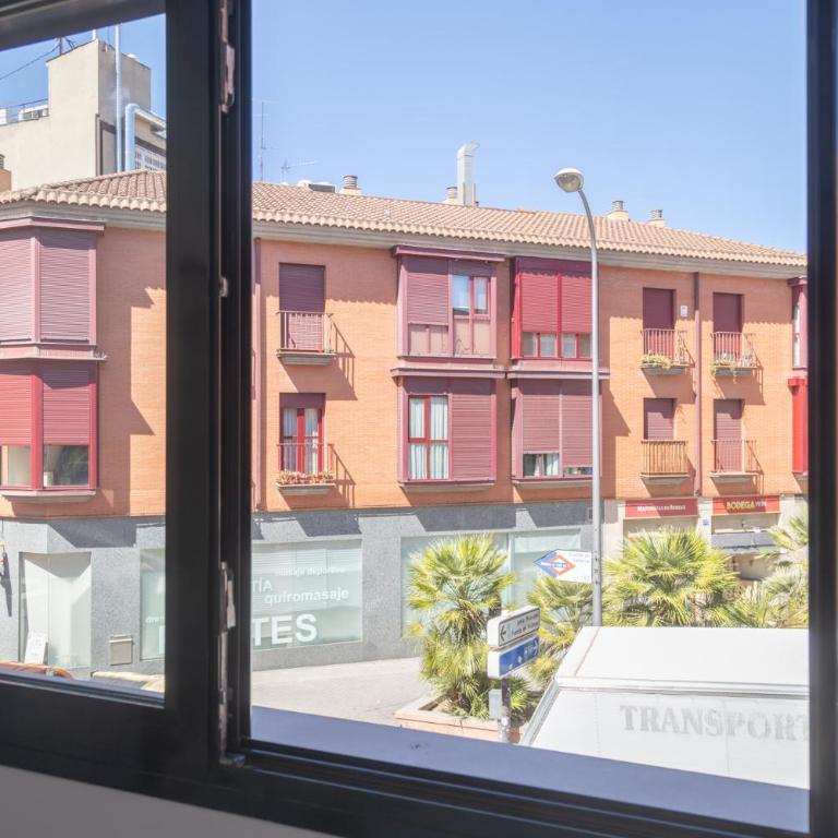 Luminoso Madrid Javalambre Temporal - Two-Bedroom Apartment - 60