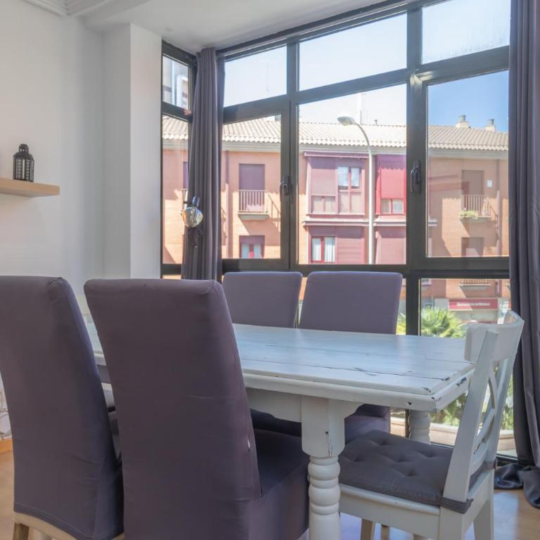 Luminoso Madrid Javalambre Temporal - Two-Bedroom Apartment - 4