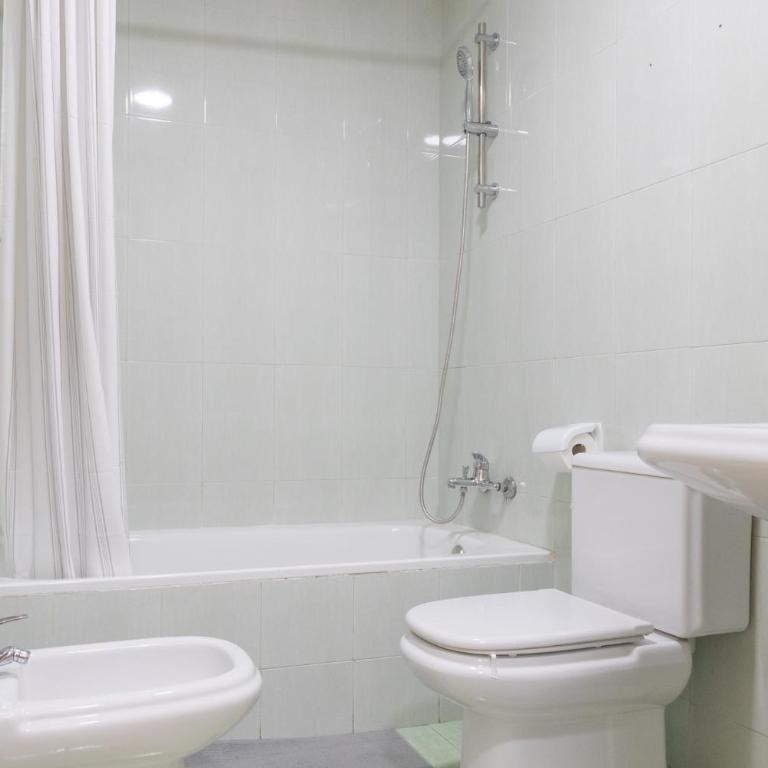 Luminoso Madrid Javalambre Temporal - Two-Bedroom Apartment - 39