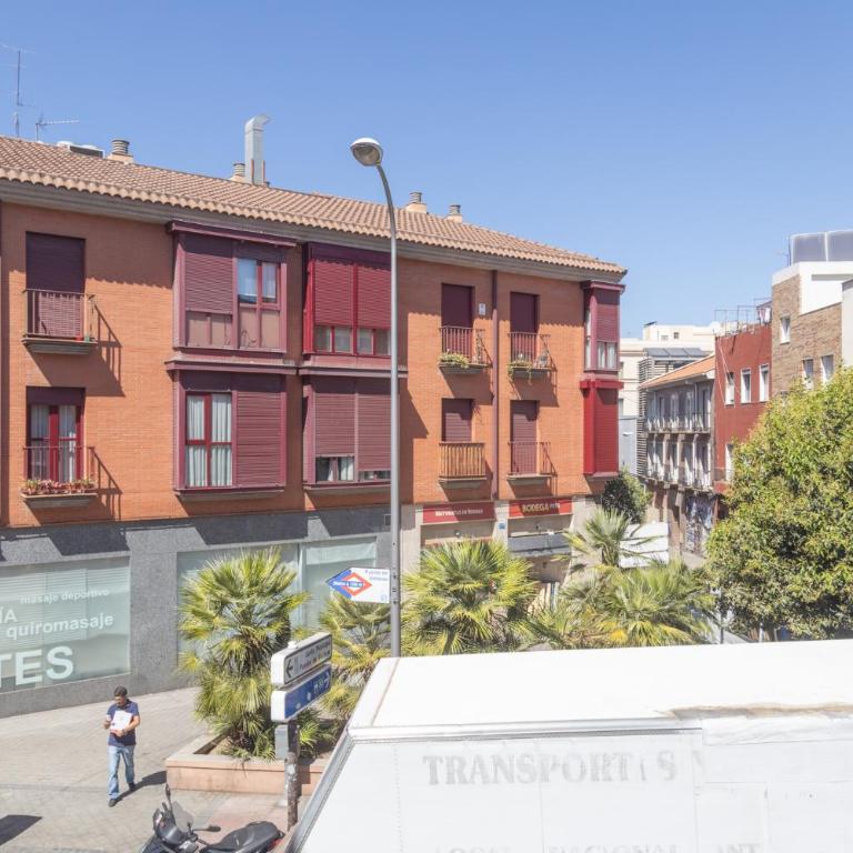 Luminoso Madrid Javalambre Temporal - Two-Bedroom Apartment - 17