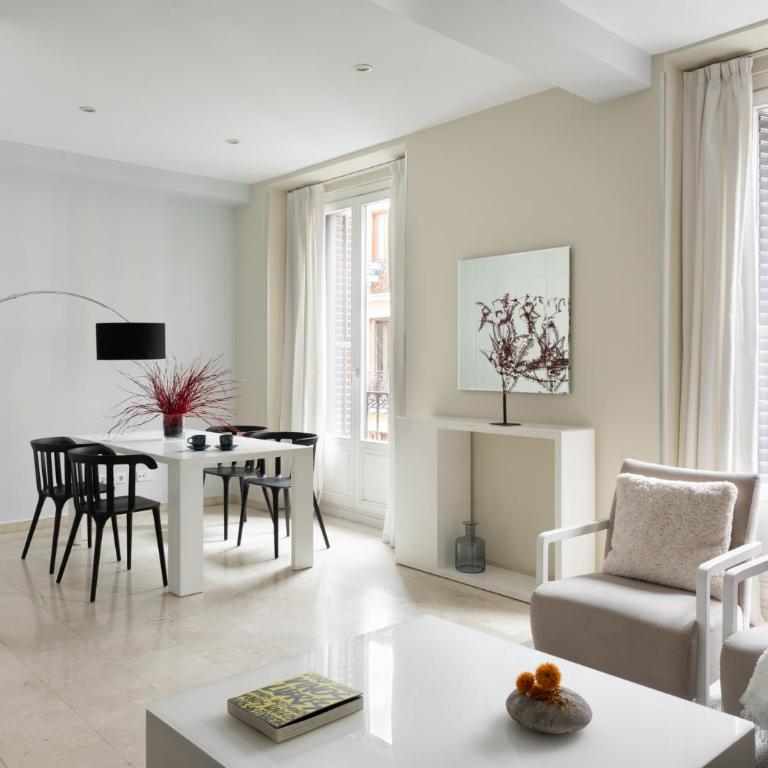 Carretas Apartments - Two-Bedroom Apartment (5 Adults) - 27