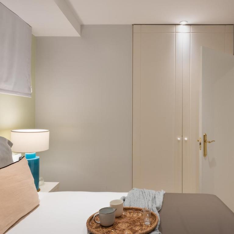 Carretas Apartments - Two-Bedroom Apartment (5 Adults) - 18